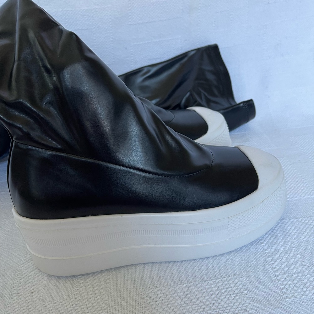 Shane Justin leather thigh boots. Size EU 37